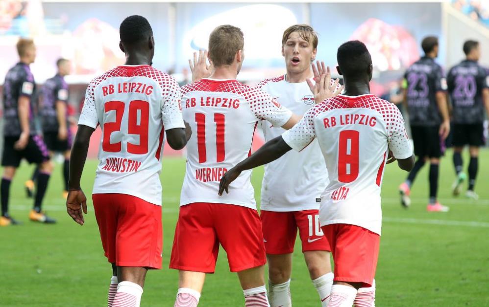 他们在场上 他们在场上