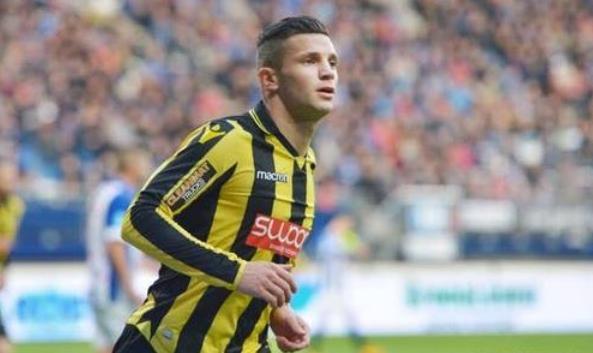 曾效力多支 曾效力多支