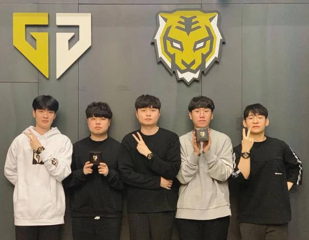 技巧与动人 技巧与动人